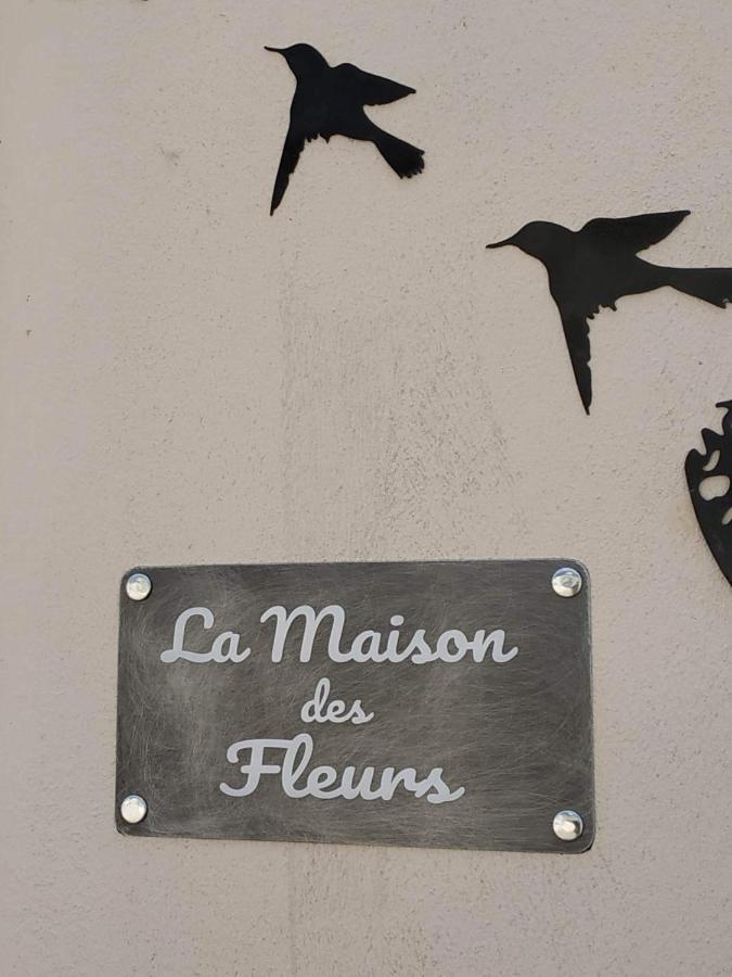 La Maison Des Fleurs Scrignac Luaran gambar