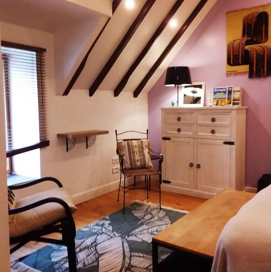 La Maison Des Fleurs Scrignac Luaran gambar